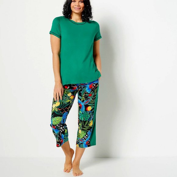 Cuddl Duds Cool & Airy Ultra Tee & Cropped Pant Pajama Set   11770 - Picture 1 of 3